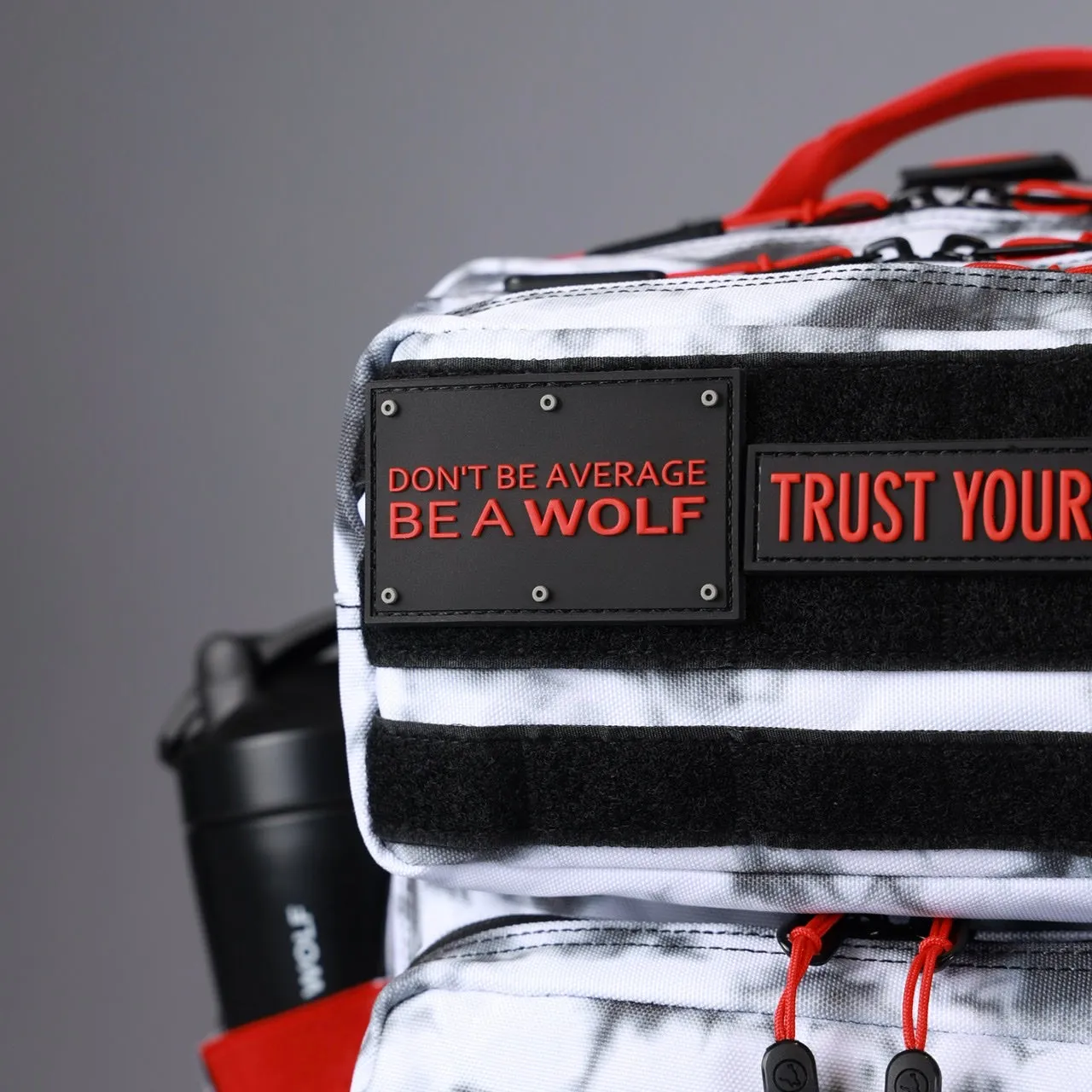 25L Backpack Timber Wolf Savage Red