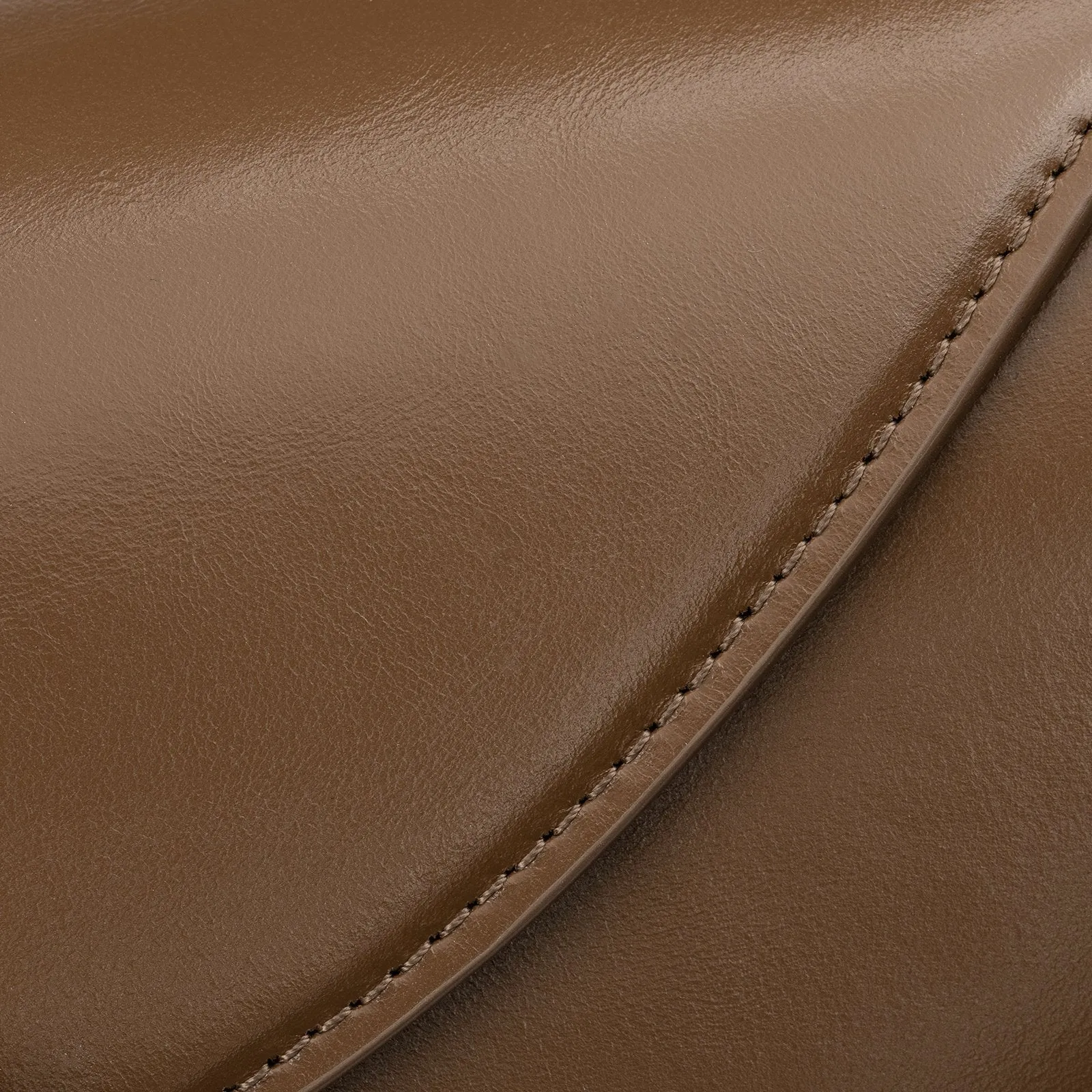 Aida Baguette Bag