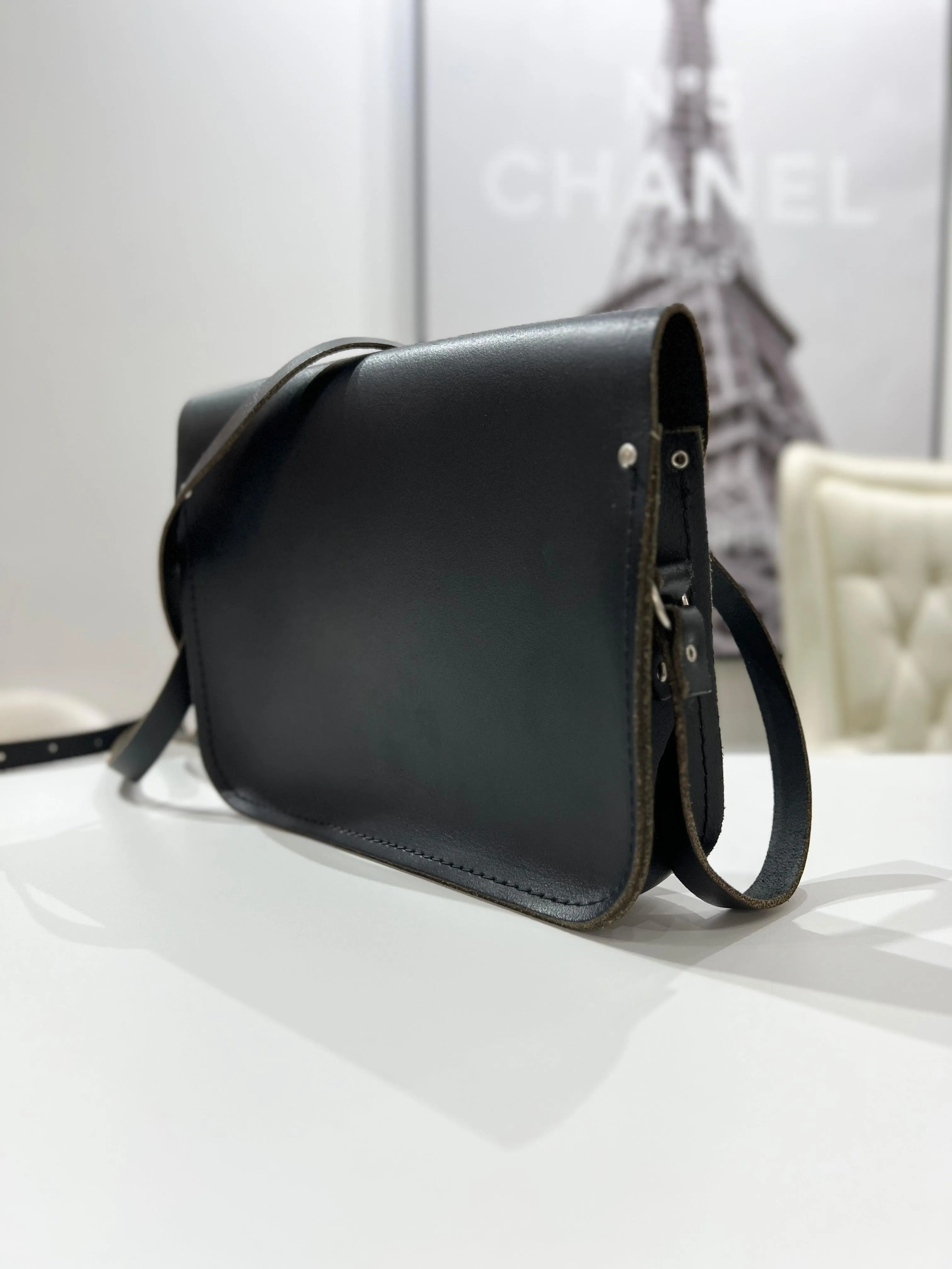 Authentic Leader Shoulder Bag