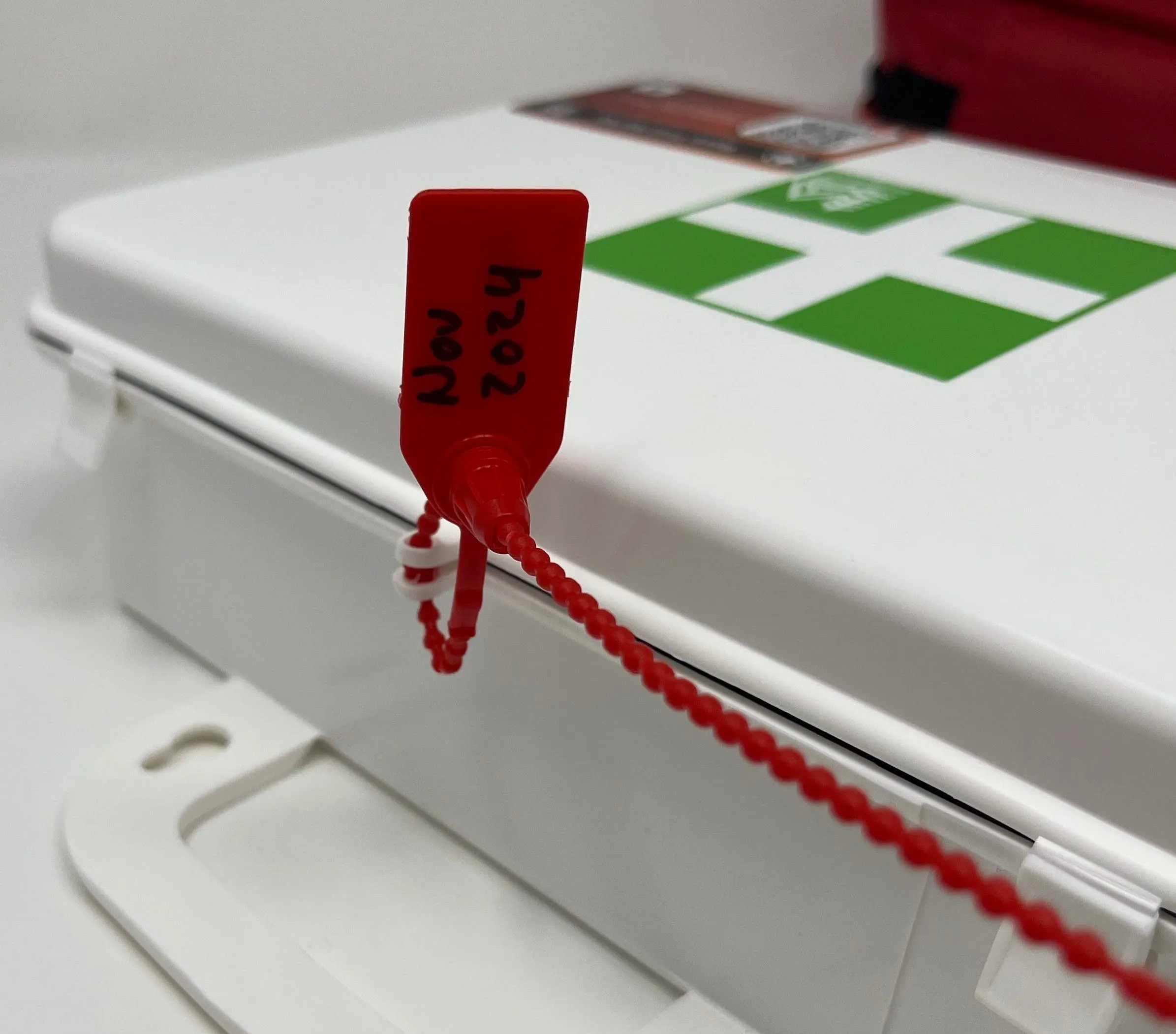 Basic First Aid Kit, Type 2: Designed to exceed CSA Standard (Z1220-17)
