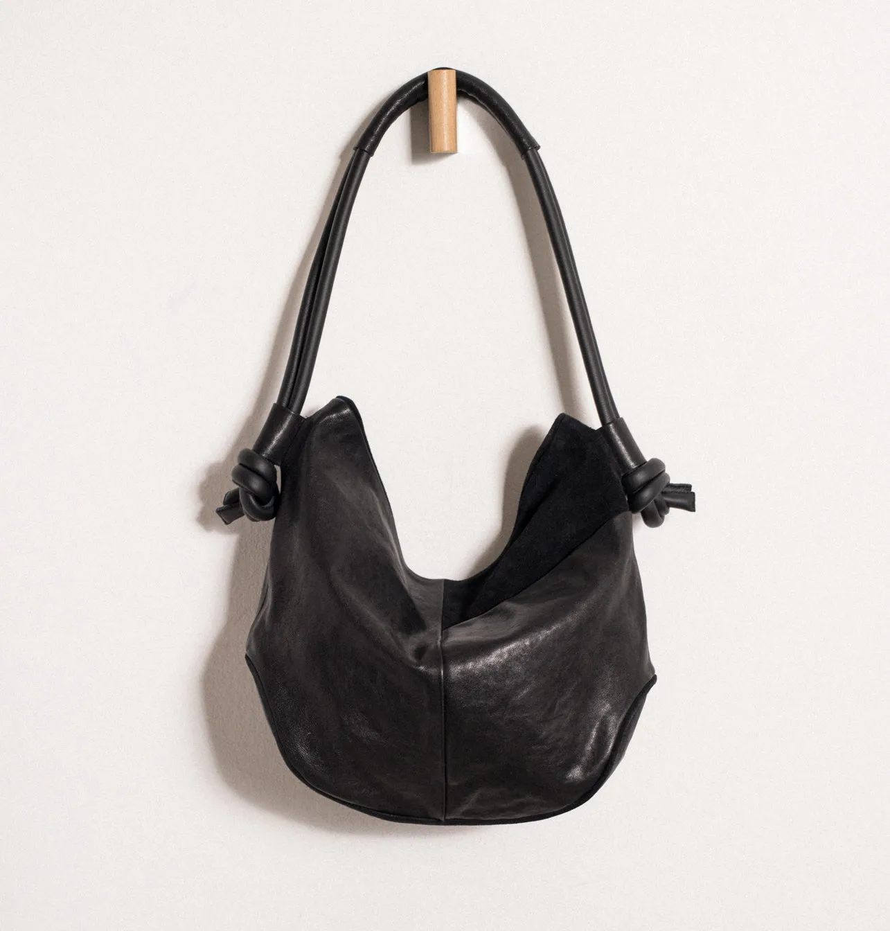 BROOKLYN ROUND SHOULDER BAG