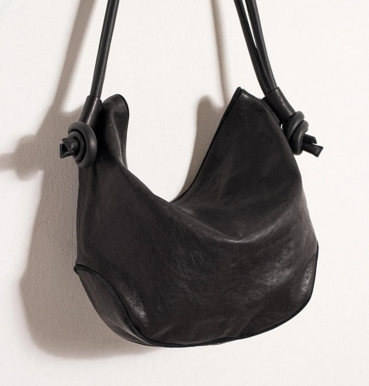 BROOKLYN ROUND SHOULDER BAG