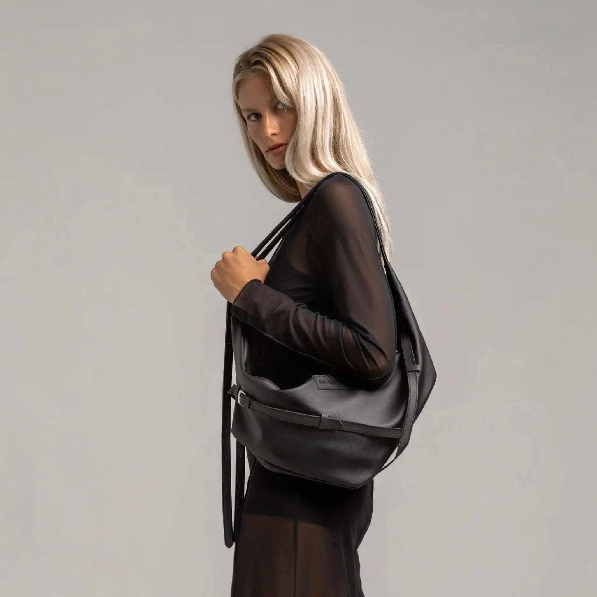 Cactus leather trigon bag
