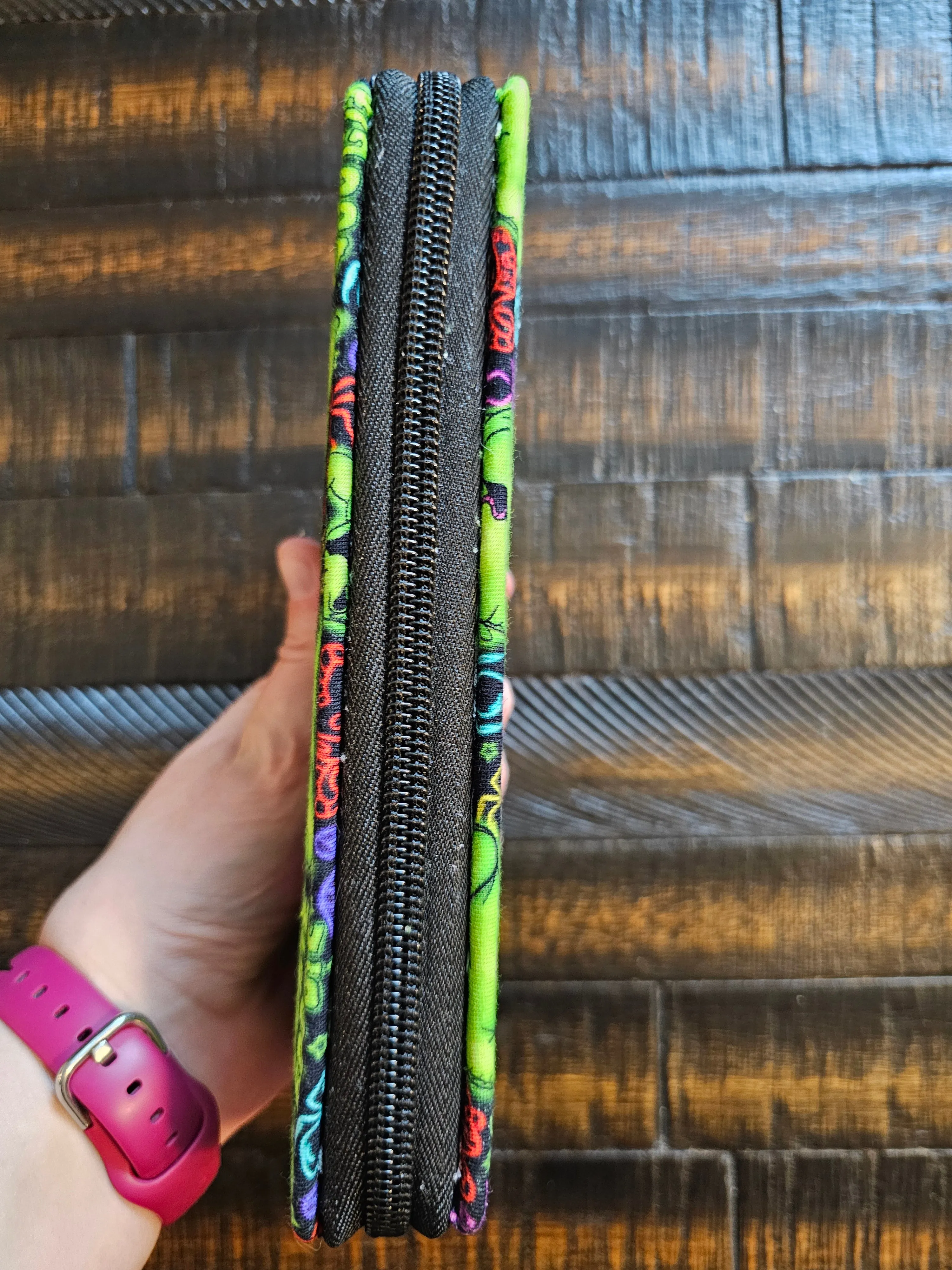 Custom oogie wallet