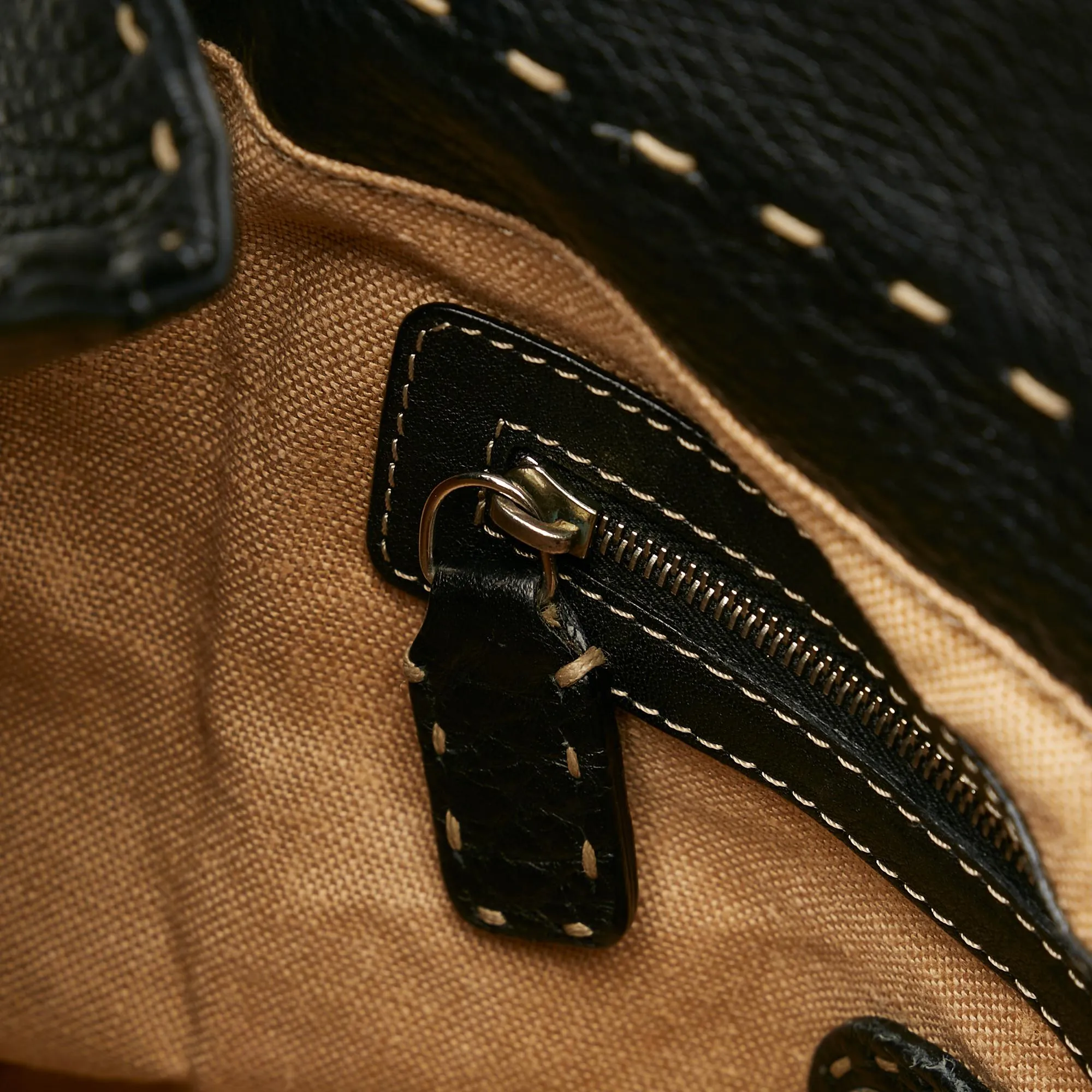 Fendi Selleria Grand Borghese (SHG-37927)