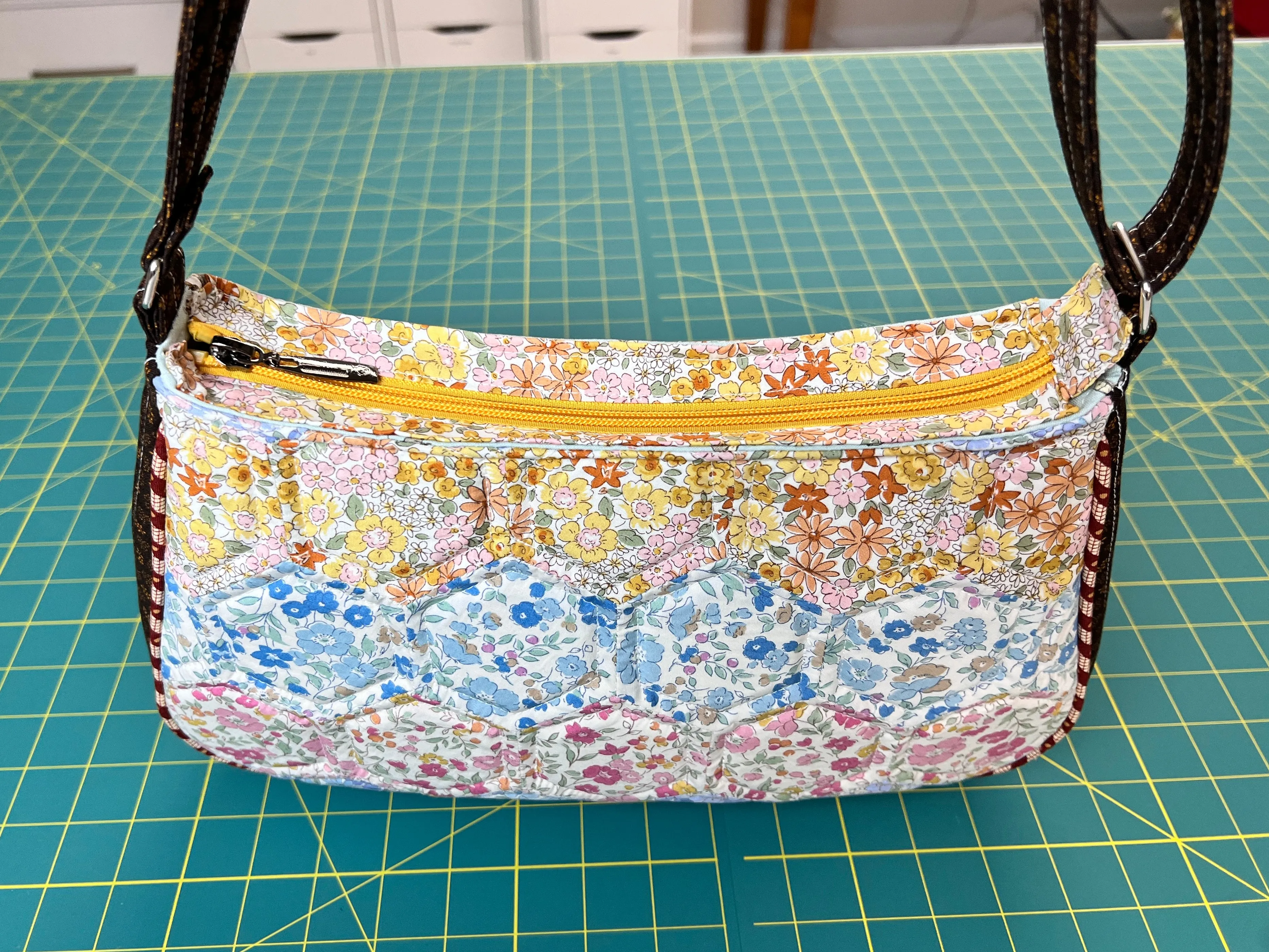 Hexagon Patchwork Shoulder Bag