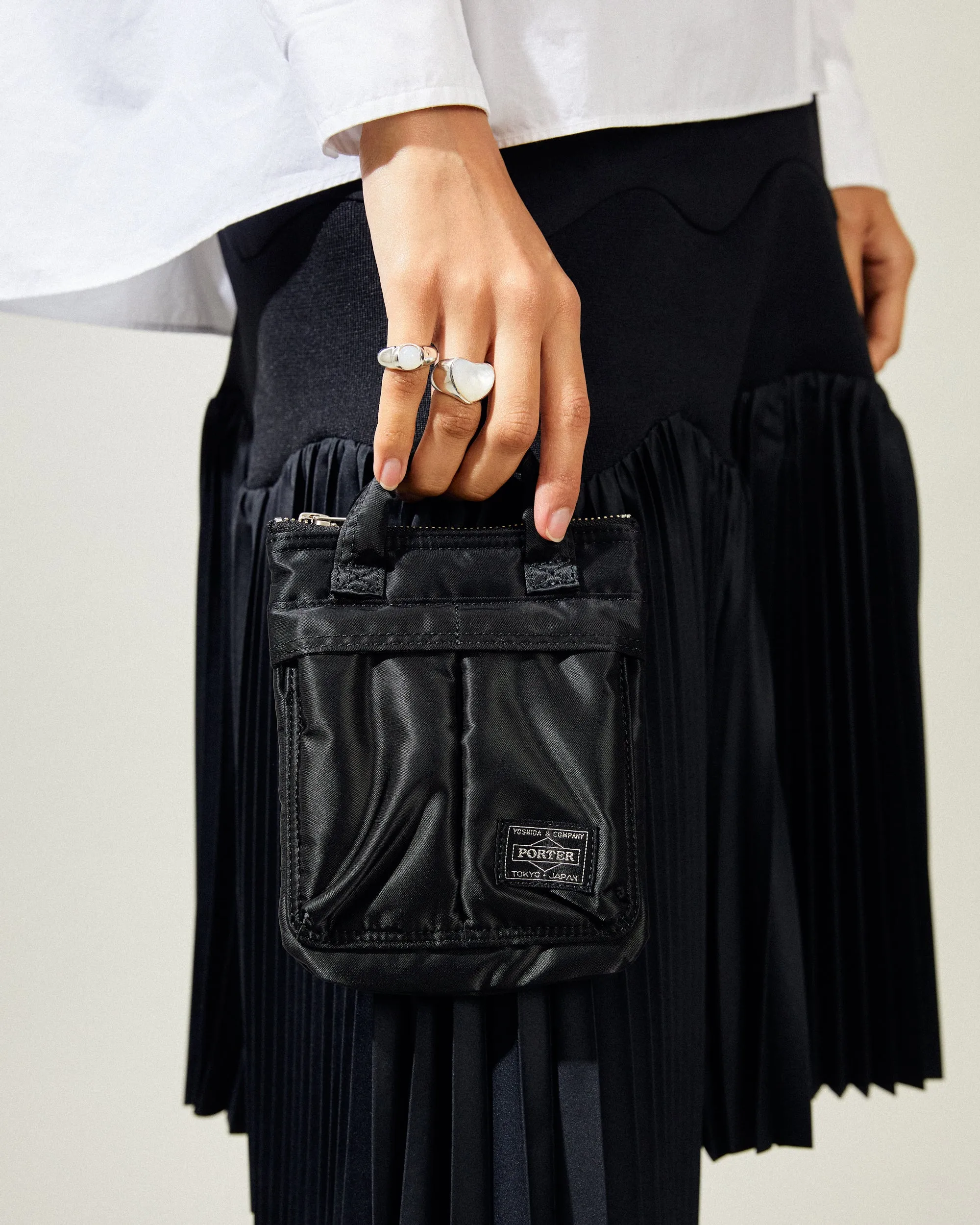 HOWL Helmet Mini Bag Black