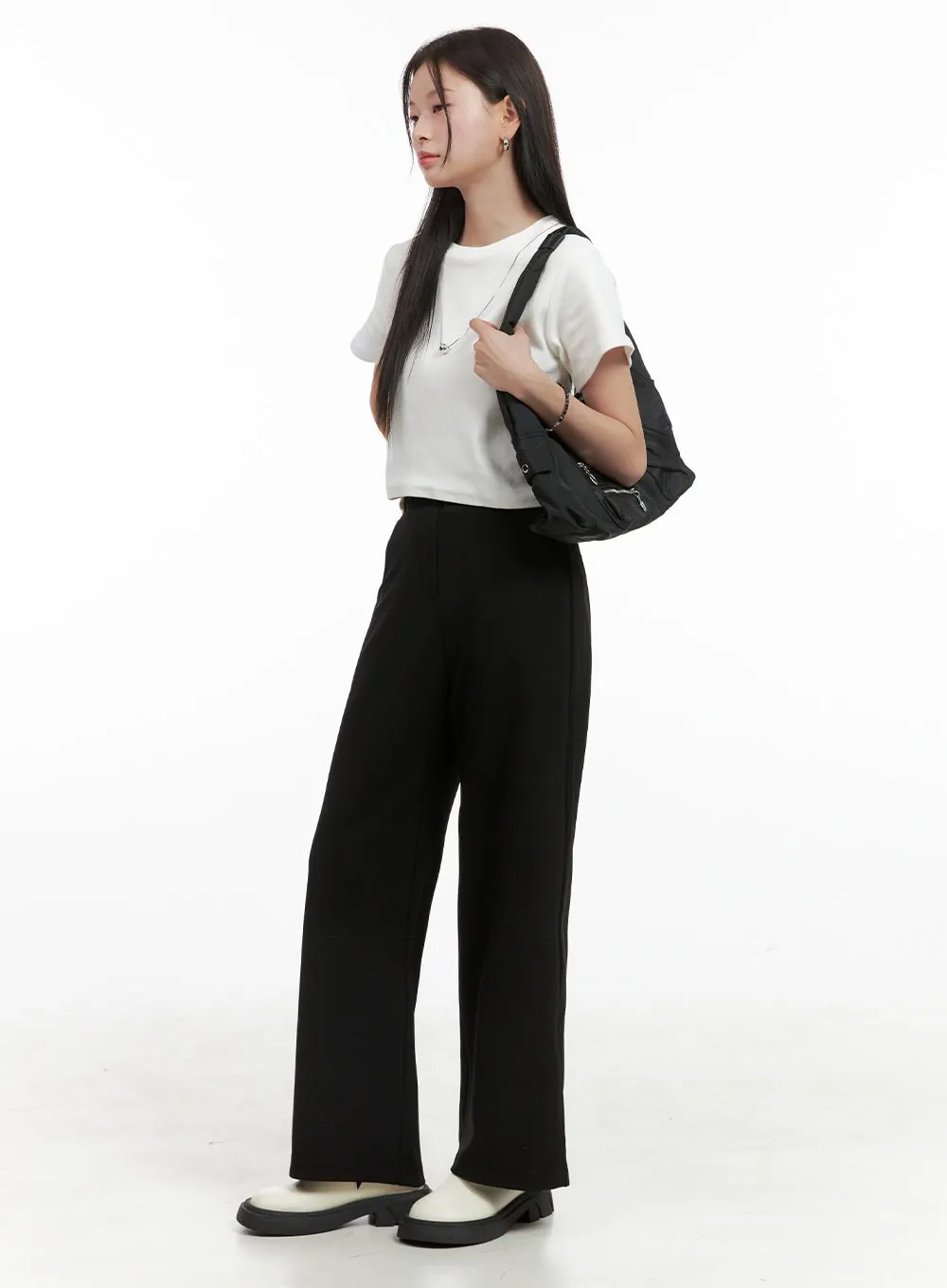 Multi-Pocketed Shoulder Bag OG419