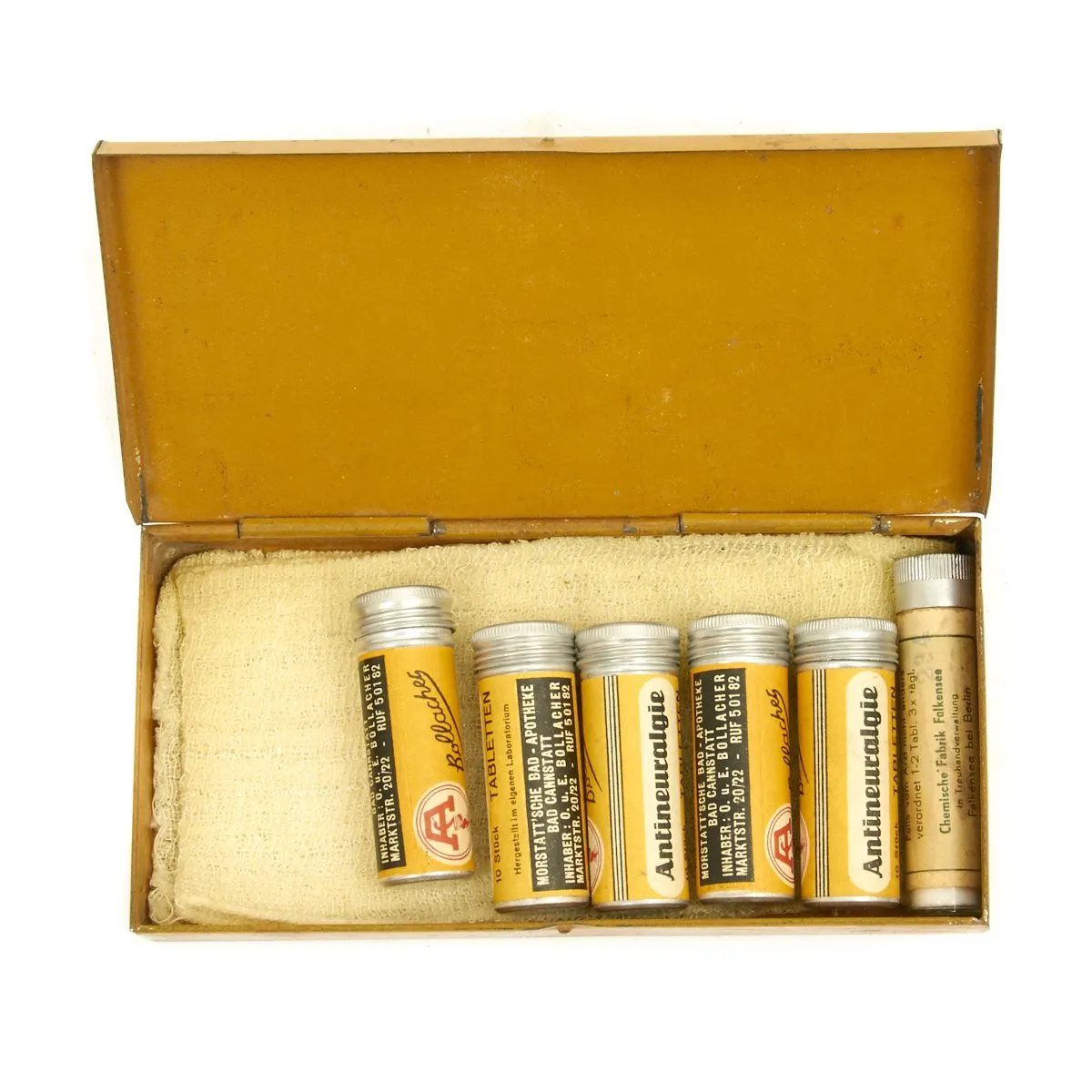 Original German WWII Field Medic First Aid Medical Set in Leather Medic Bag - Complete